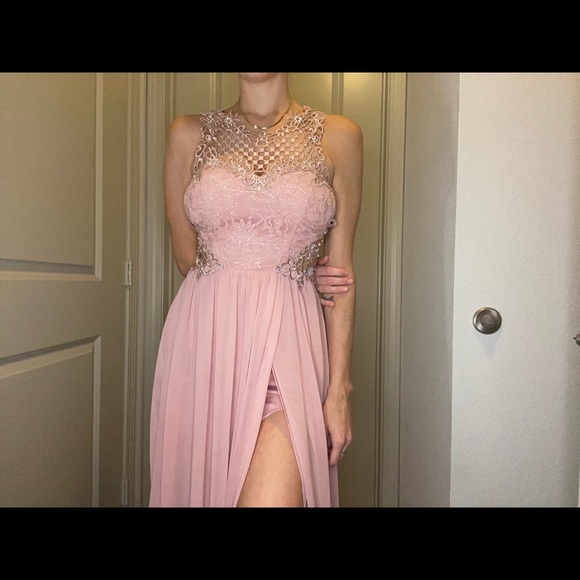 Formal Dress - Picture 1 of 4